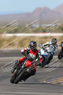 media/Mar-24-2025-Moto Forza (Mon) [[57ce5c5cff]]/3-Beginner Group/Session 2 (Turn 11)/